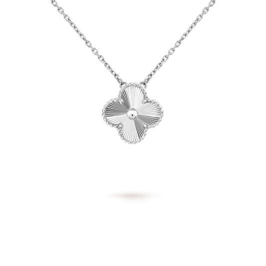 [Elite]CLOVER 15MM LASER NECKLACE SILVER