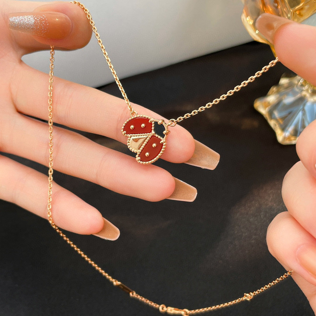 [Elite]LUCKY  CARNELIANS LADYBUG NECKLACE