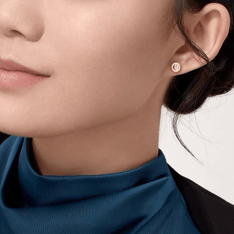 [Elite]LOVE EARRINGS 7.2MM