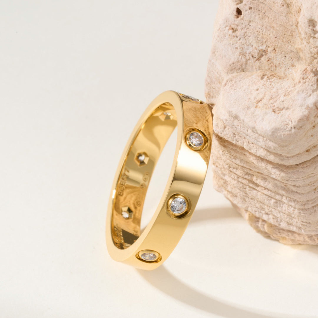 [Elite]LOVE 4MM 8 DIAMOND RING