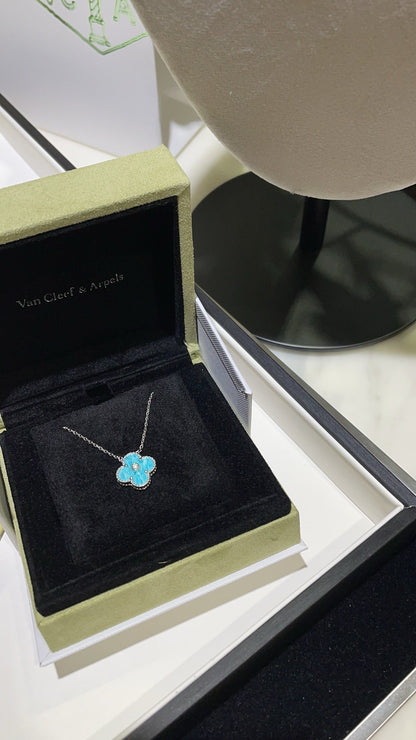 [Elite]CLOVER 15MM DIAMOND SVRES PORCELAIN  NECKLACE SILVER