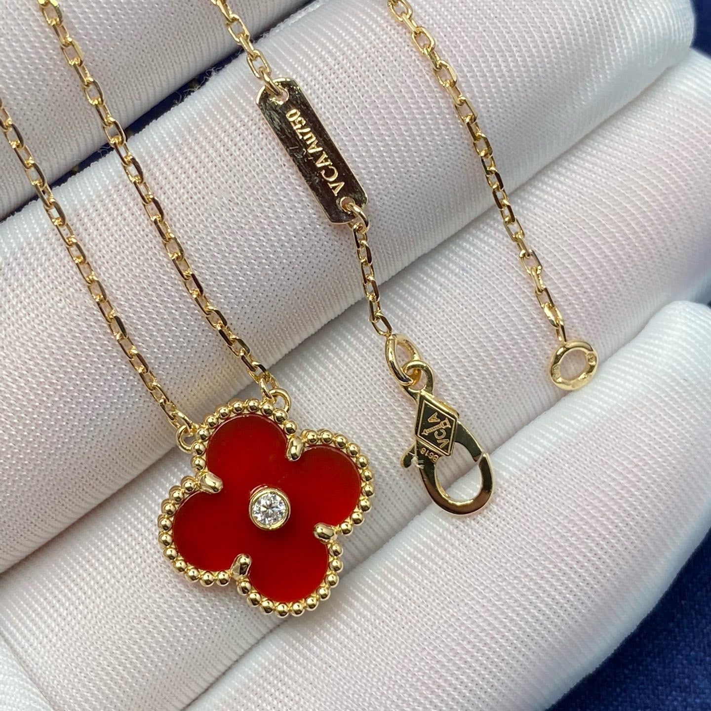 [Elite]CLOVER 15MM DIAMOND CARNELIAN NECKLACE