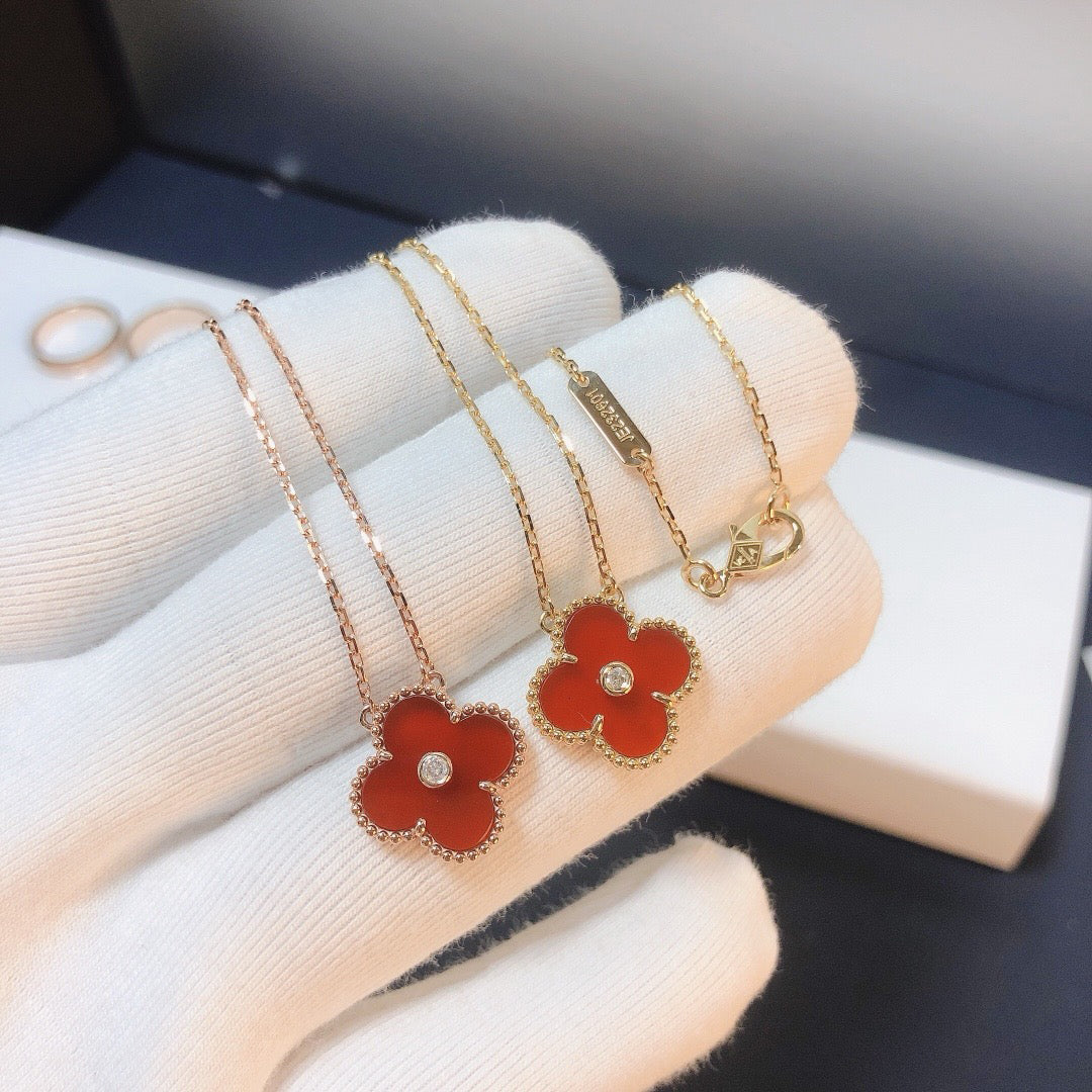 [Elite]CLOVER 15MM DIAMOND CARNELIAN NECKLACE
