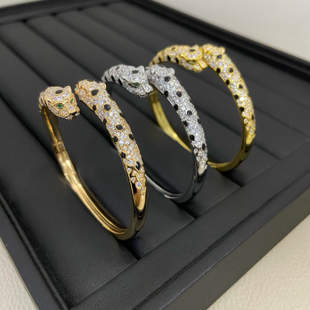 [Elite]PANTHERE DOUBLE HEADED HALF DIAMOND OPEN BRACELET