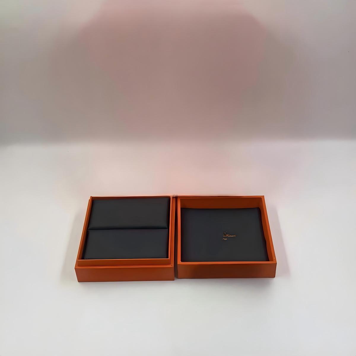 [Elite] HM  BOX GIFT BAG