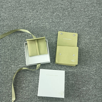 [Elite] VA CLOVER BOX GIFT BAG