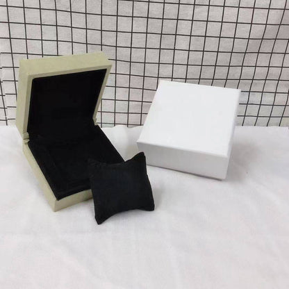 [Elite] VA CLOVER BOX GIFT BAG