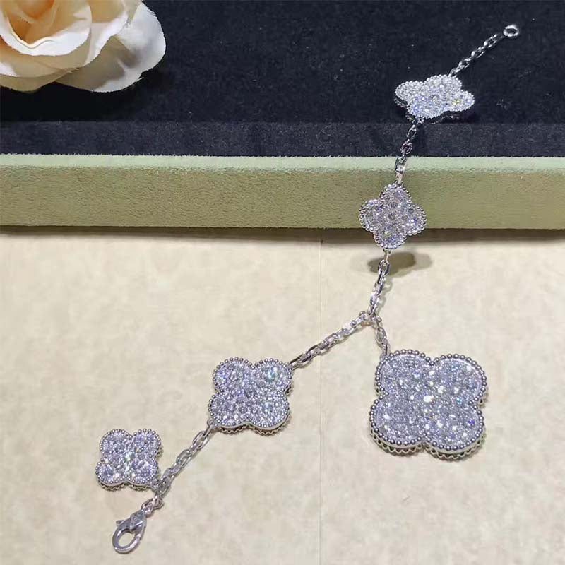 [Elite]CLOVER 6 MOTIFS SILVER DIAMOND BRACELET