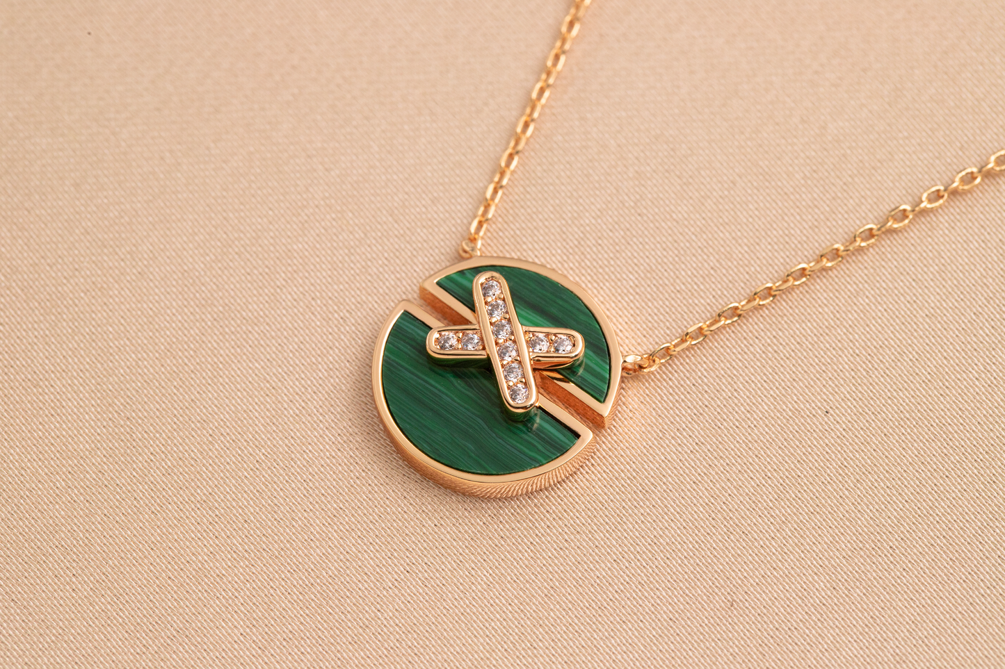 [Elite]JEUX DE PINK GOLD DIAMOND NECKLACE