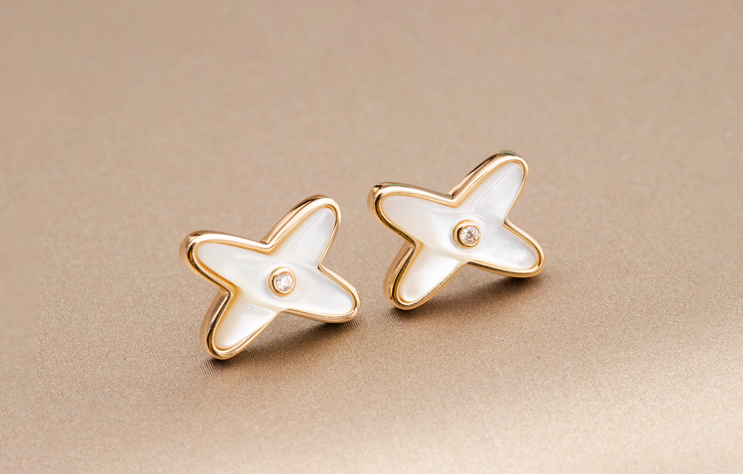 [Elite]JEUX DE WHITE MOP PINK GOLD DIAMOND EARRINGS