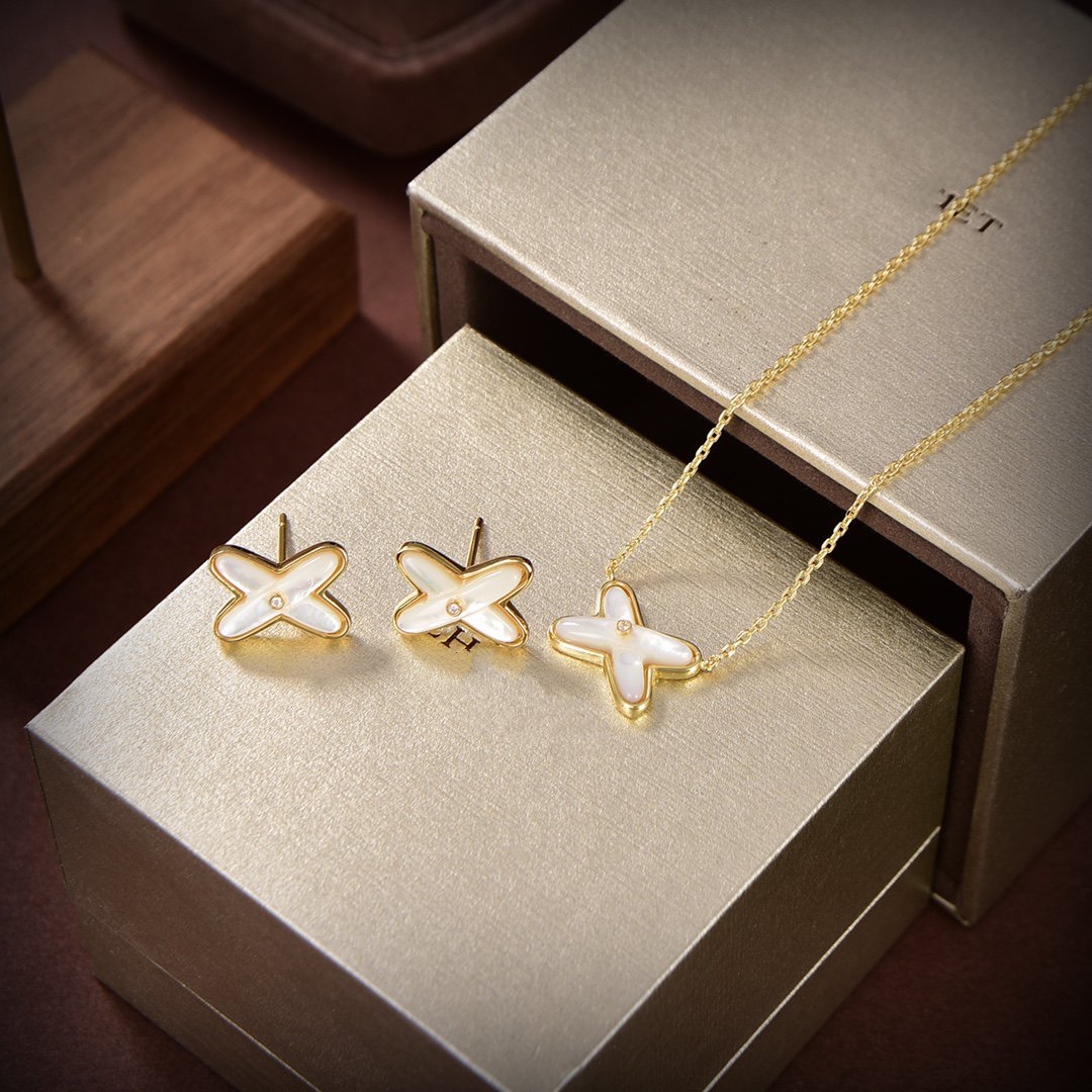 [Elite]JEUX DE WHITE MOP GOLD DIAMOND EARRINGS