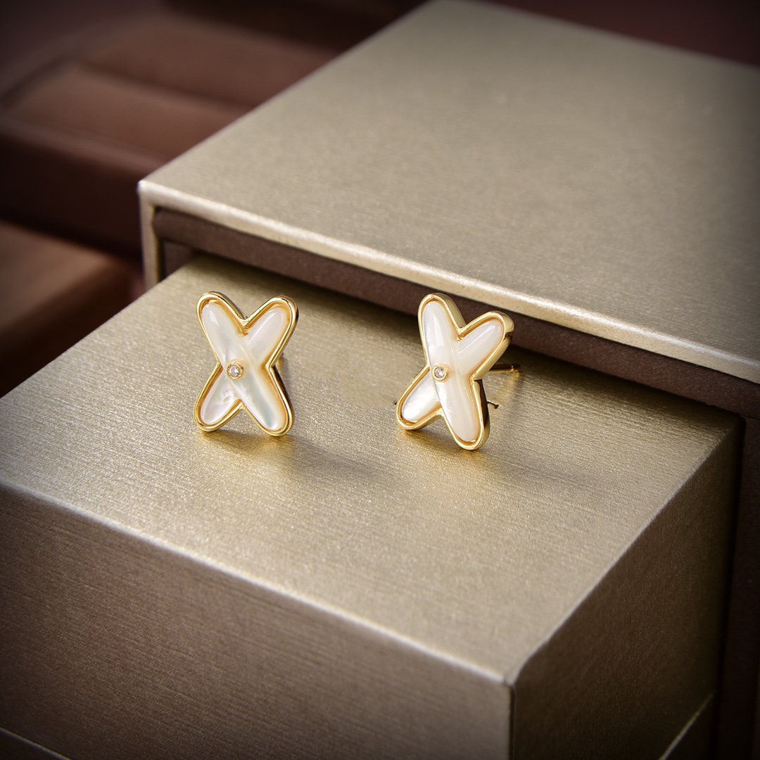 [Elite]JEUX DE WHITE MOP GOLD DIAMOND EARRINGS