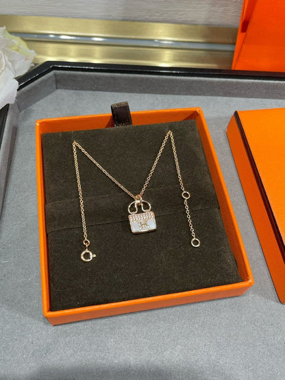 [Elite]H CIRCE MOISSANITE PENDANT NECKLACE GOLD
