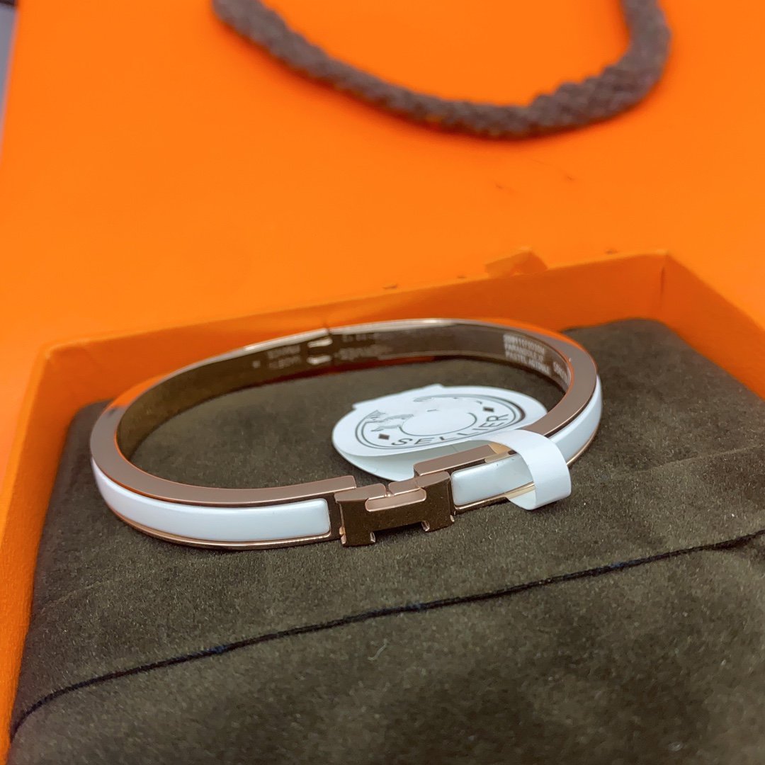 [Elite]CLASSIC HM CLIC WHITE 8MM ENAMEL BRACELET