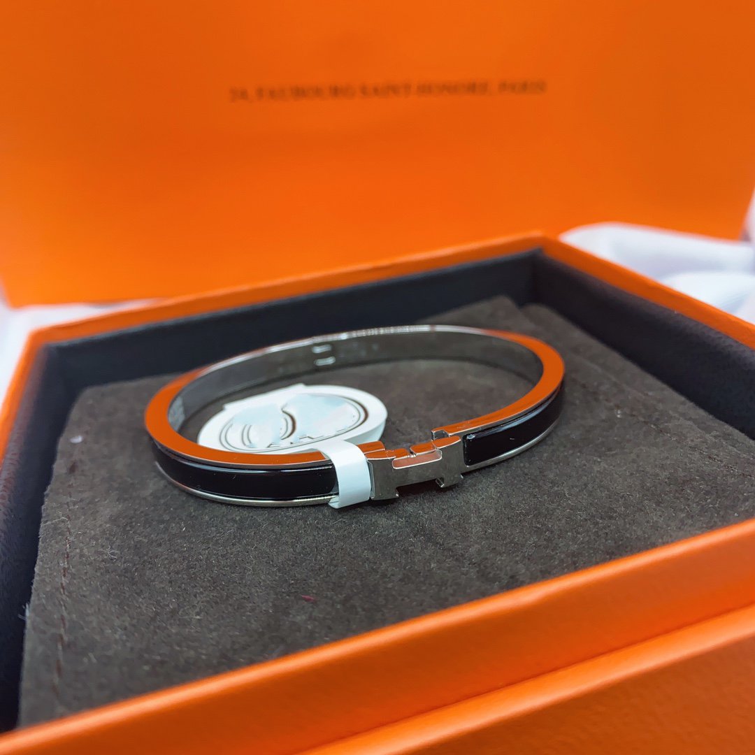 [Elite]CLASSIC HM CLIC BLACK 8MM ENAMEL BRACELET