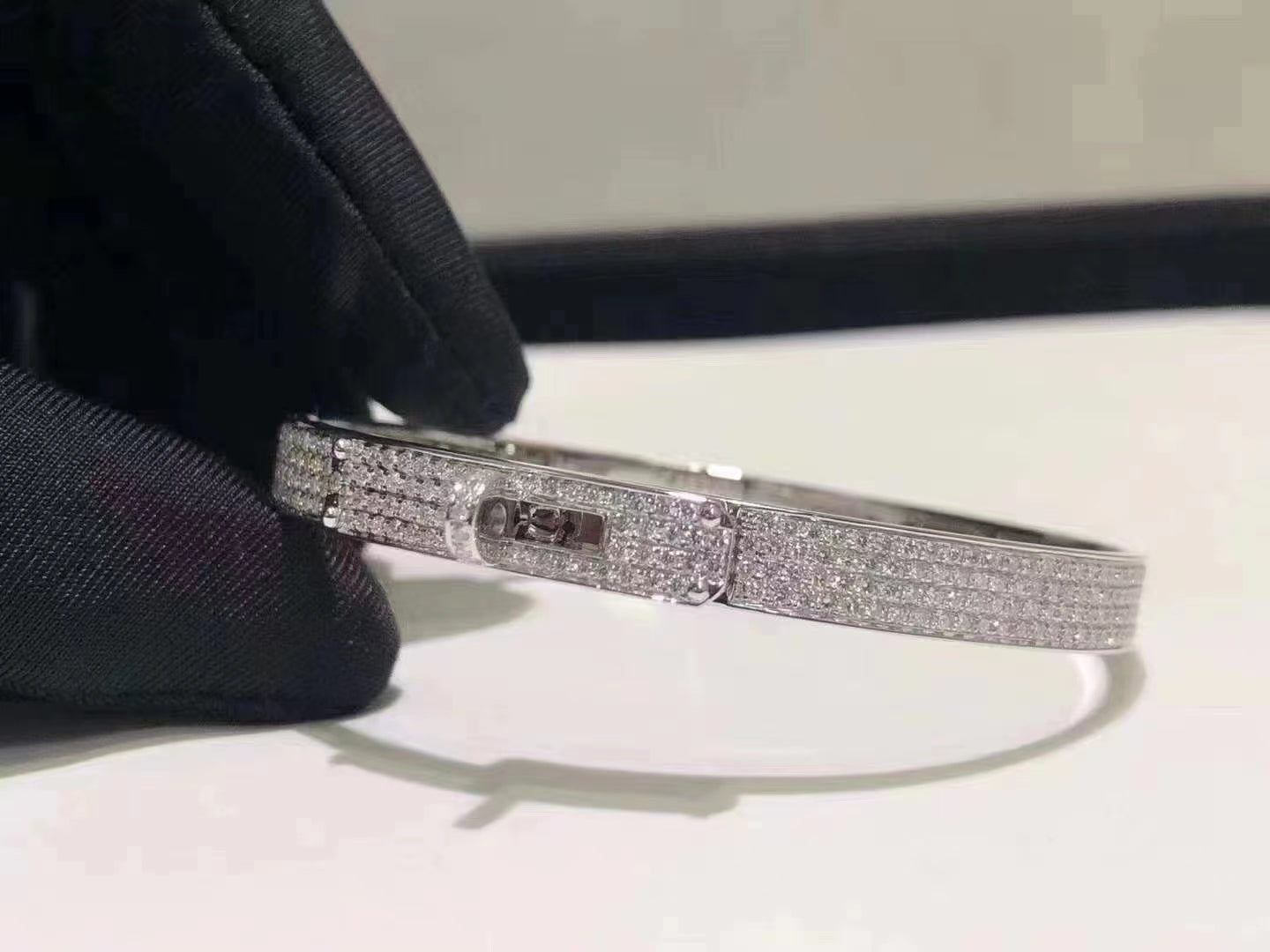 [Elite]HM KELLY BRACELET IN SILVER AND FULL PAVE DIAMOND