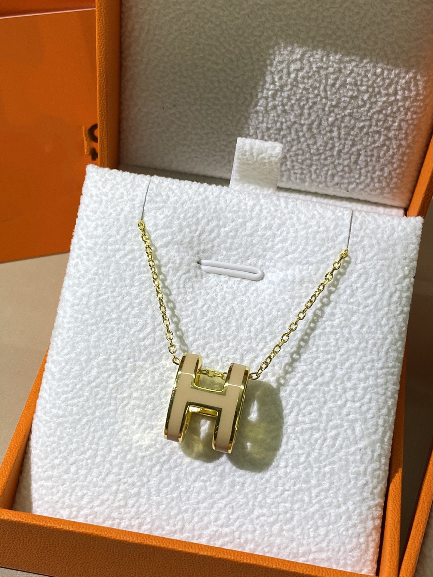 [Elite]HM CLIC YELLOW ENAMEL GOLD NECKLACE