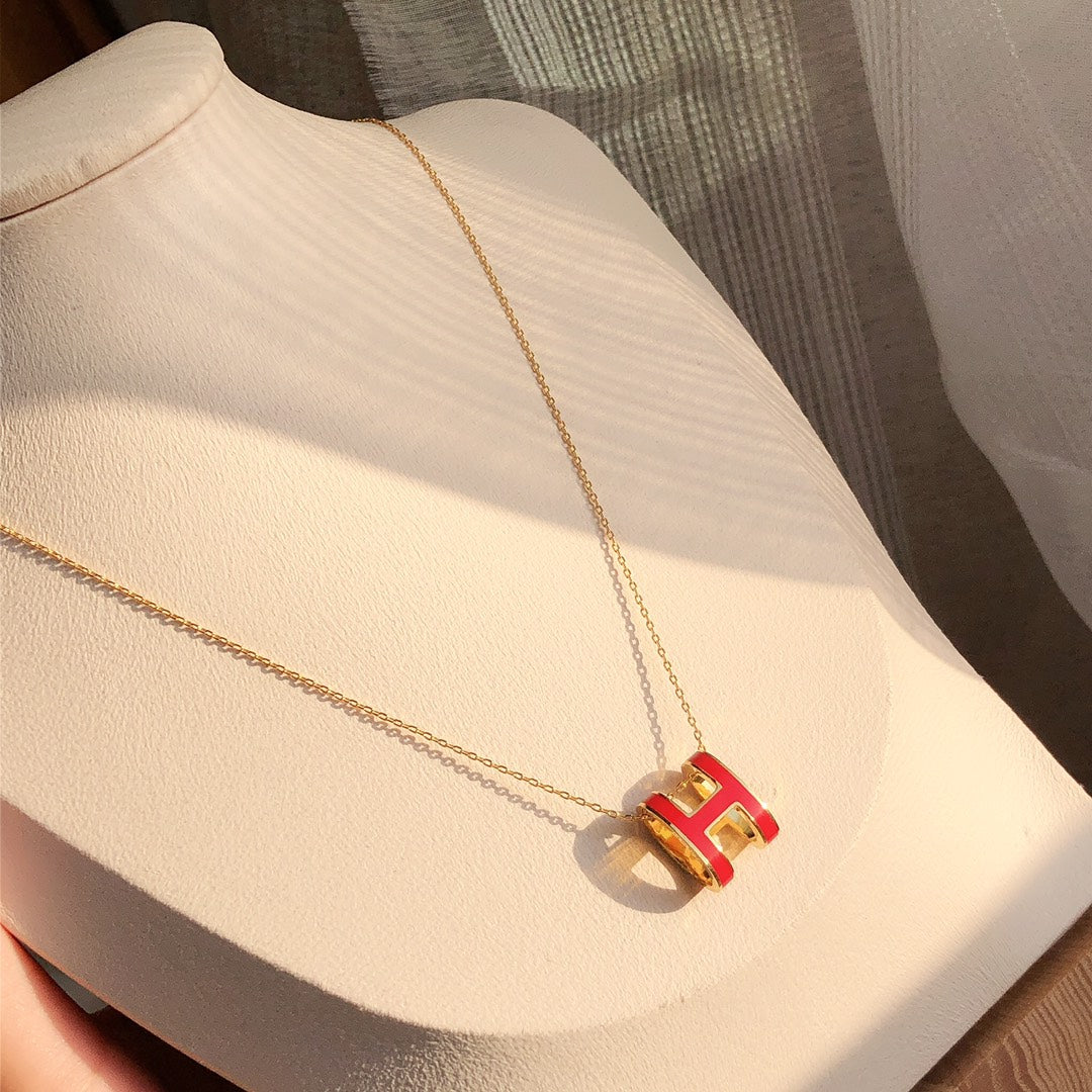 [Elite]HM CLIC RED ENAMEL GOLD NECKLACE