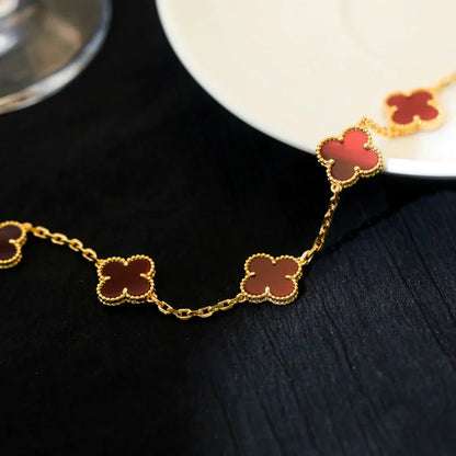 [Elite] CLOVER 5 MOTIF RED CORNELIAN BRACELET COLLECTION