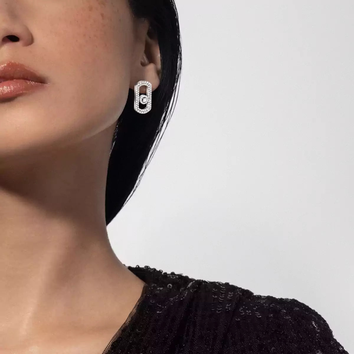 [Elite]So Move Pave_-Set Diamond Earrings in Silver