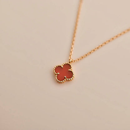 [Elite]CLOVER MINI 9.5MM WHITE CARNELIANS NECKLACE