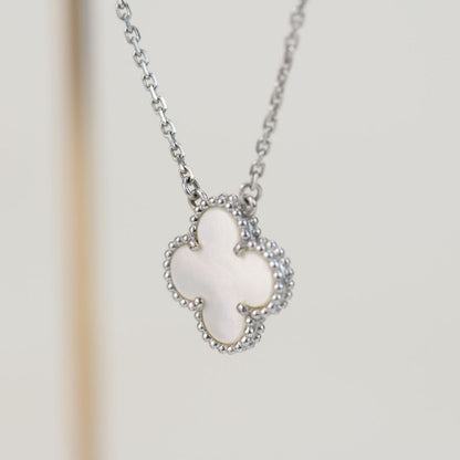 [Elite]CLOVER  15MM WHITE MOTHER-OF-PEARL SILVER