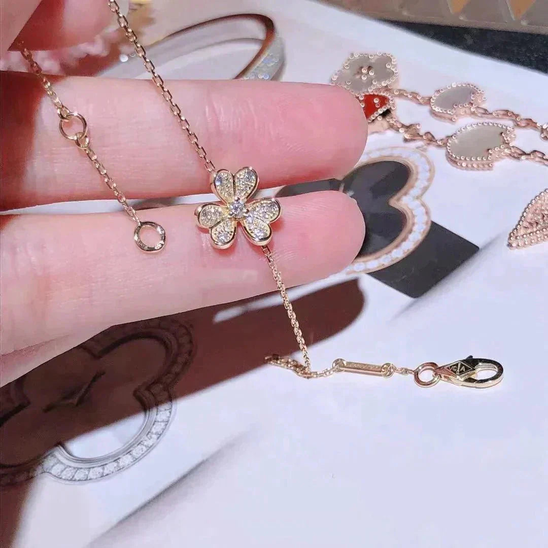 [Elite]FRIVOLE GOLD FLOWER DIAMOND BRACELET
