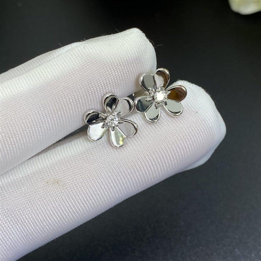 [Elite]FRIVOLE MINI SILVER FLOWER EARRINGS