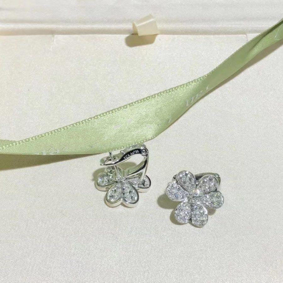 [Elite]FRIVOLE SILVER FLOWER DIAMOND EARRINGS