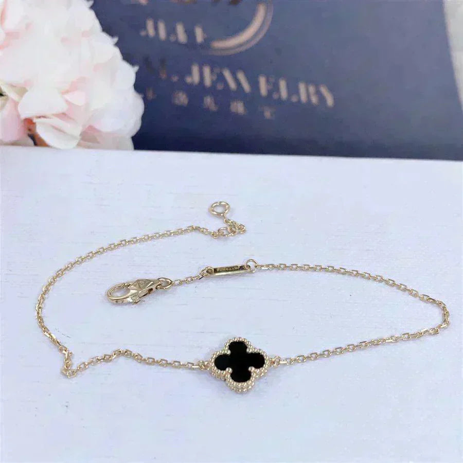 [Elite]CLOVER ONYX SINGLE FLOWER BRACELET