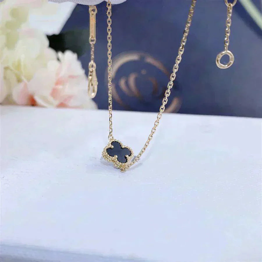 [Elite]CLOVER ONYX SINGLE FLOWER BRACELET