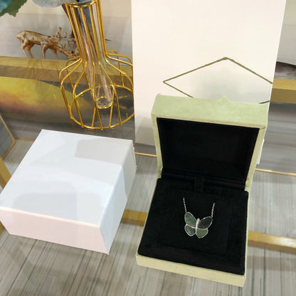 [Elite]LARGE BUTTERFLY SILVER PENDANT DIAMOND NECKLACE
